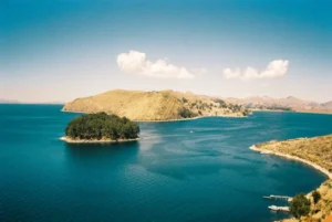 Isla sol lago
